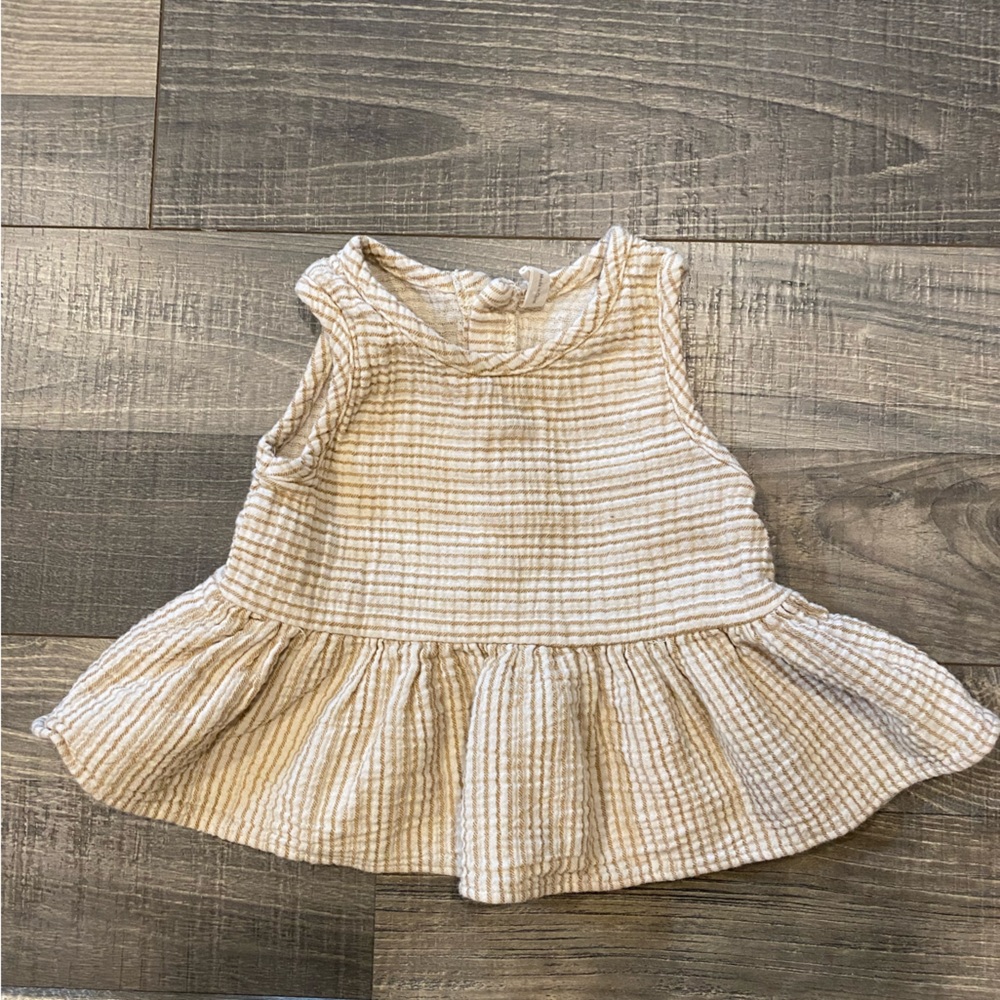 Quincy Mae top